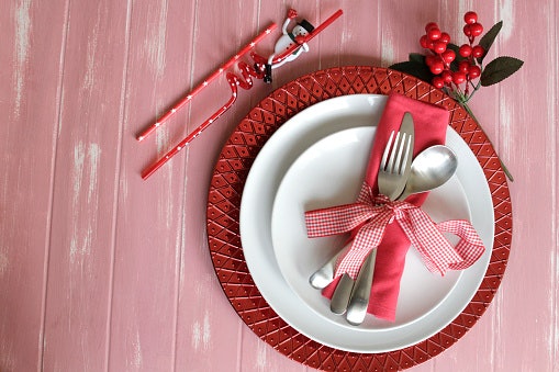 Keep Your Dinnerware Sets Looking Great