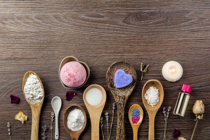Select Water-Soluble Silicones to Get Smooth Hair Strands