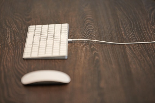 Check for Cable Management Options and Other Features