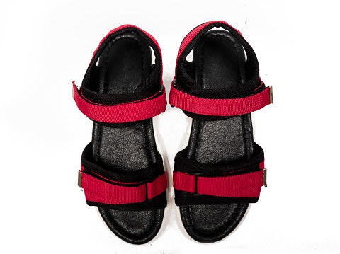 Choose Between Open-Toe and Closed-Toe Type