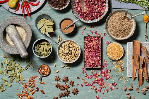 Buy Sabut or Whole Garam Masala That Retains All the Goodness