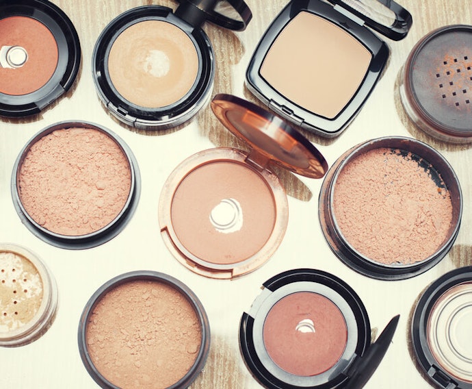 Choose a Powder Type Which Best Controls Sebum Secretion