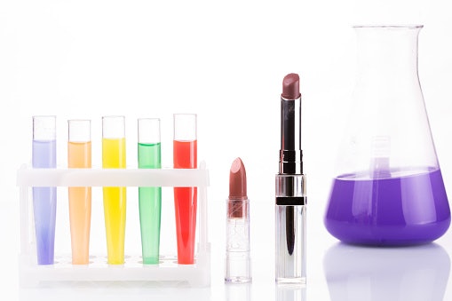 Lipstick Ingredients To Look For and Avoid