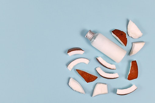 Refined Coconut Hair Oil Has No Scent and Extracted Chemically