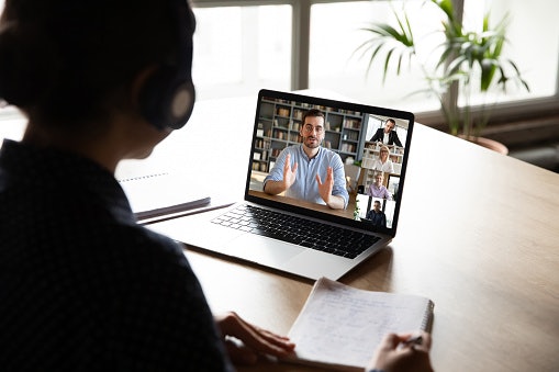 Selecting Between a Self-Paced and Mentor-Led Course