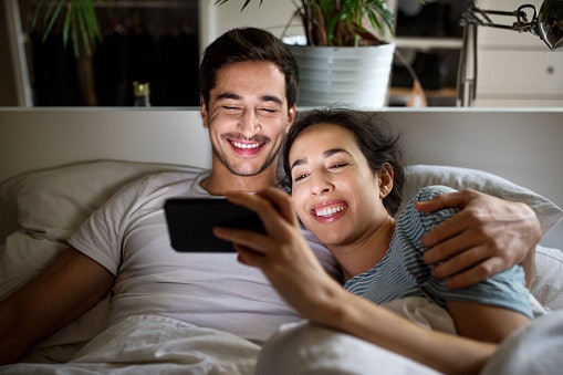 Find About the Screen Resolution and Technology