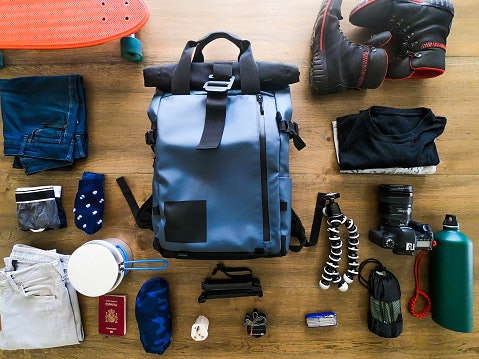 Multiple Storage Pockets Help Storing Stuff Easilly and Smartly