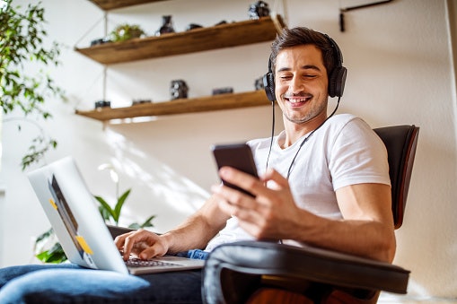 Wired Headphones Have Best Audio Quality and Need No External Power