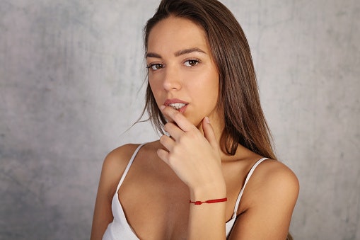 Peel-0ff Lip Tints Lasts up to 12 Hours