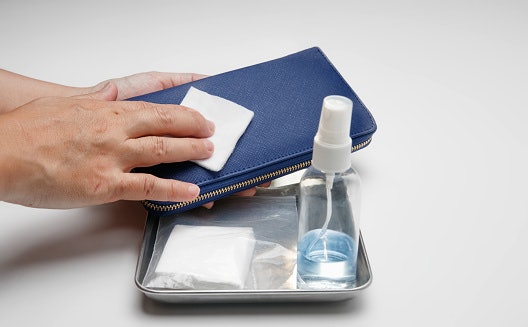 Cotton Wallets Are More Flamboyant