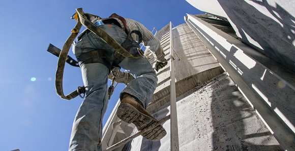 Different Types of Work Boots Suit Different Work Environments