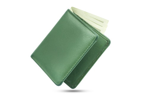 Minimalist Wallets Are the Newest Fad