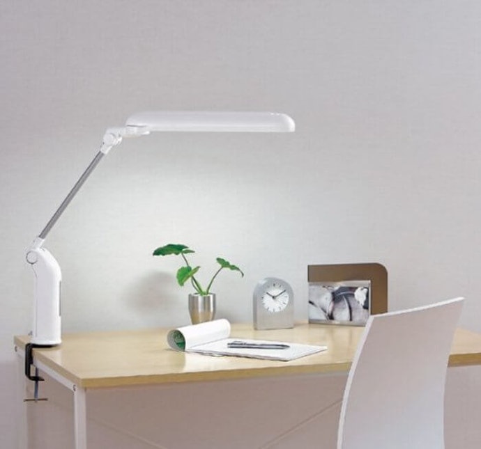 Clamp-Type Table Lamp if You Have Limited Area
