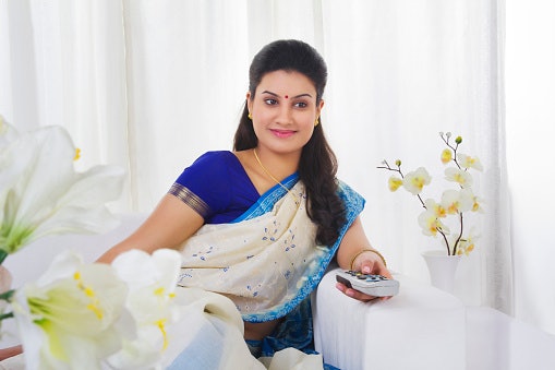 Think About Updating Your Style With Floral and Geometric Drapes