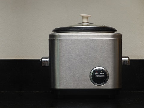 Aluminum Is Good Heat Conductor While Stainless Steel Is Durable