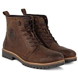 10 Best Men's Boots in India 2021 (Red Tape, Columbia, and more) 5