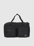 10 Best Gym Bags for Men in India 2021 (Under Armour, Nike, and more) 3