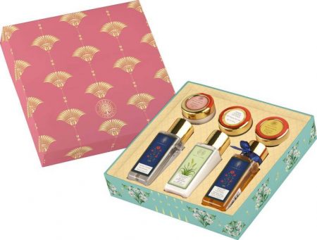 5. Forest Essentials Facial Indulgence Gift Box 1