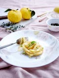 10 Best Dinner Sets in India 2021 (MIAH Decor, Corelle, and more) 3
