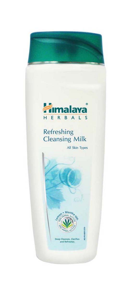 10 Best Cleansing Milk in India 2021 (Himalaya, Lakme, and more) 1