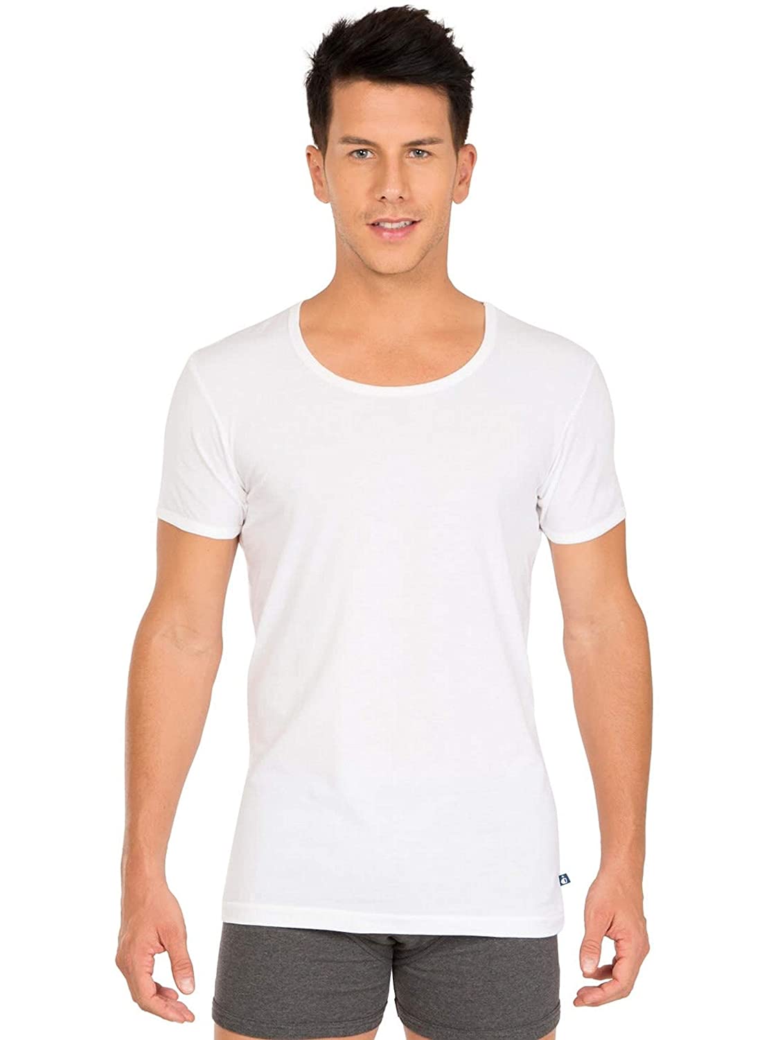 10 Best Vests for Men in India 2021 (Jockey, Levi's, and more) 3
