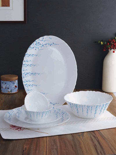 White & Blue 27-Pieces 1