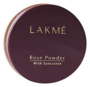 10 Best Foundations for Oily Skin in India 2021(Revlon, L’Oreal Paris and More) 1