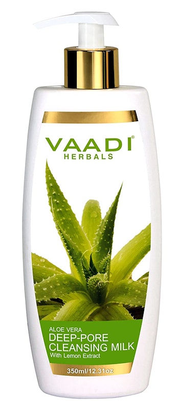 Aloe Vera Deep Pore Cleansing Milk 1