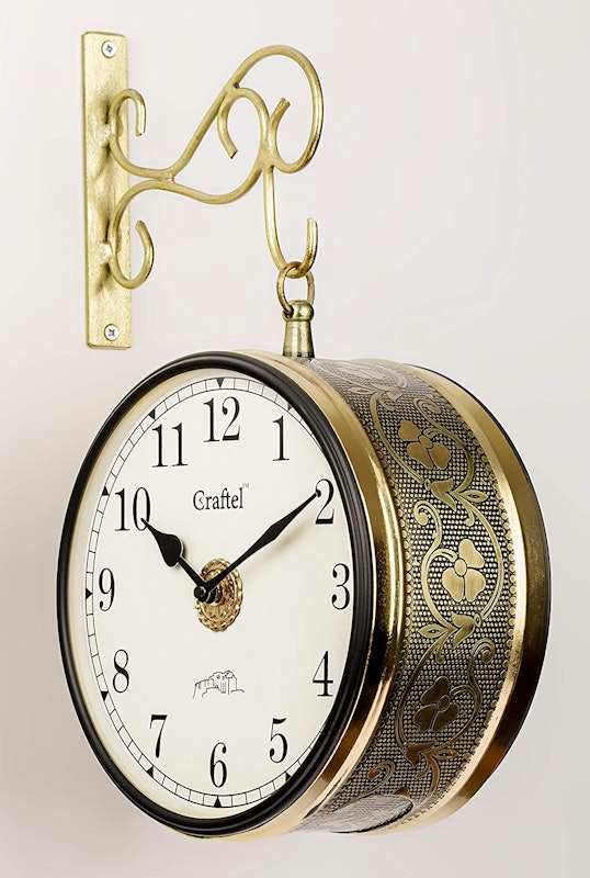 Metal Analog Double Sided Vintage Station Wall Clock 1