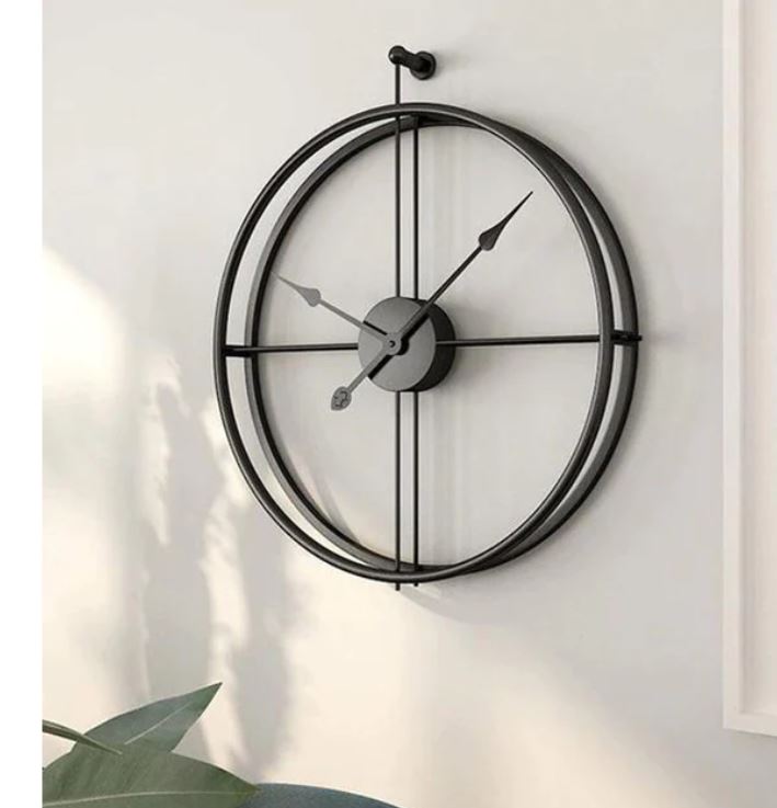 Black Metal Analog Wall Clock 1