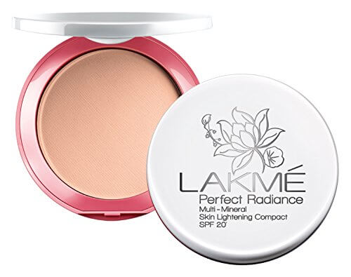 2. Lakmé Perfect Radiance Compact Golden Medium 03 1