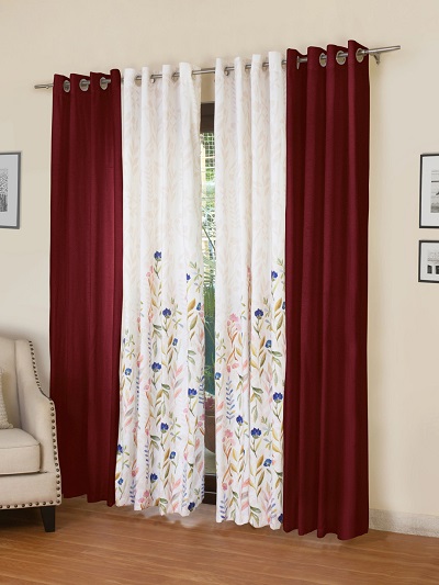 Maroon & White Set of 4 Door Curtains 1
