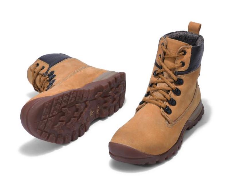 CAMEL HIKING BOOTS 1