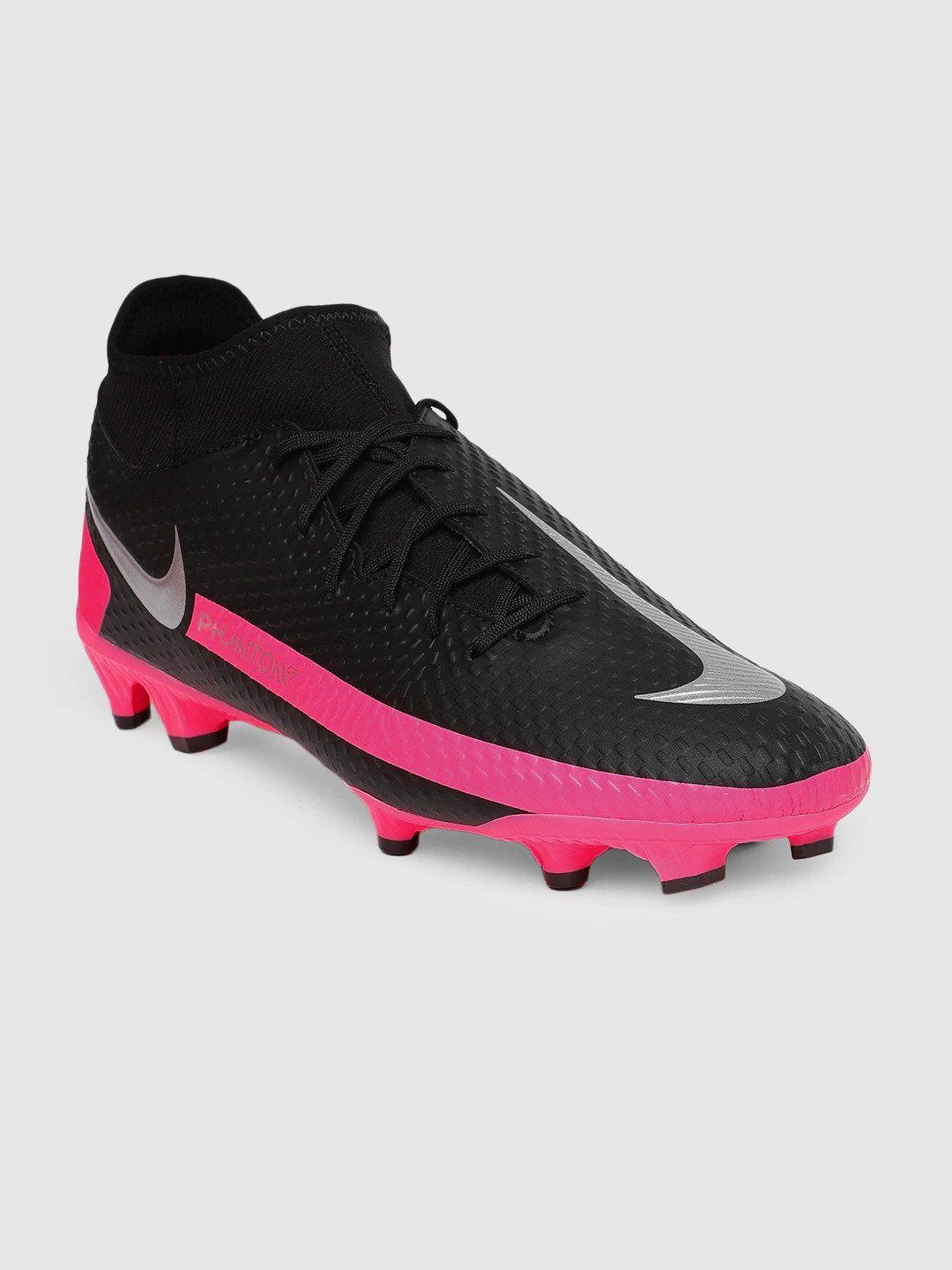 10 Best Football Shoes in India 2021 (Nike, Adidas, and more) 3