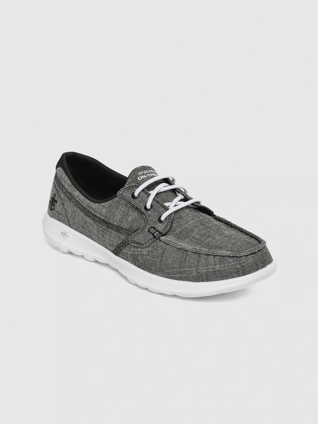 10 Best Walking Shoes for Women in India 2021 (Skechers, Puma, and more) 5