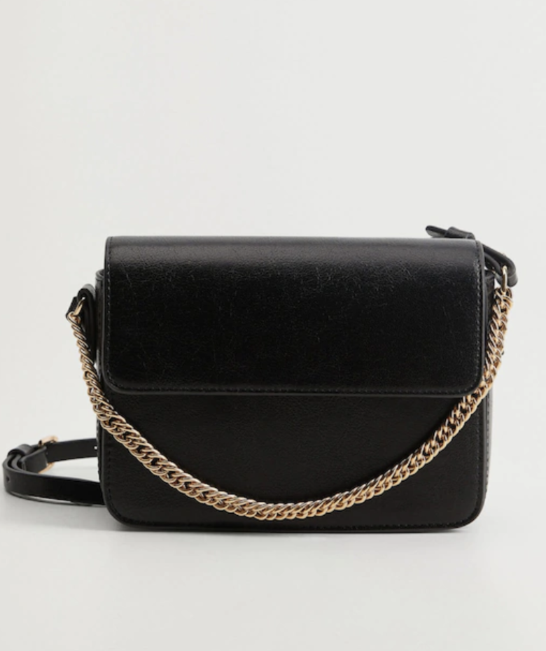 10 Best Valentine’s Gifts for Girlfriends in India 2021 (Tanishq, Instax, and more) 2