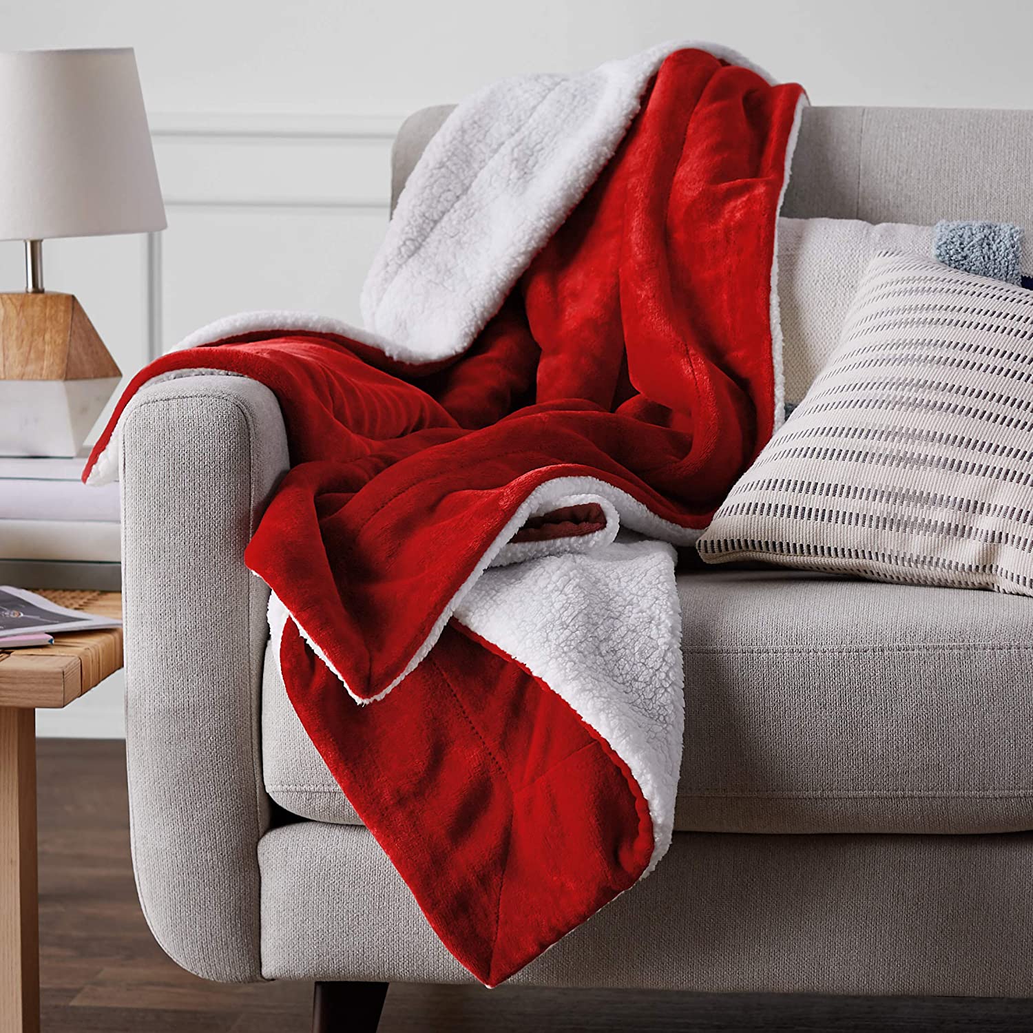 10 Best Blankets for Winters in India 2021 (Solimo, Divine Casa, and more) 5